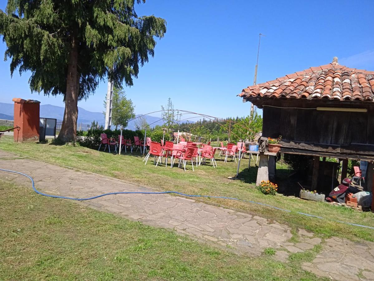 Casa Faruxo Hotel Кангас дел Нарсеа Екстериор снимка